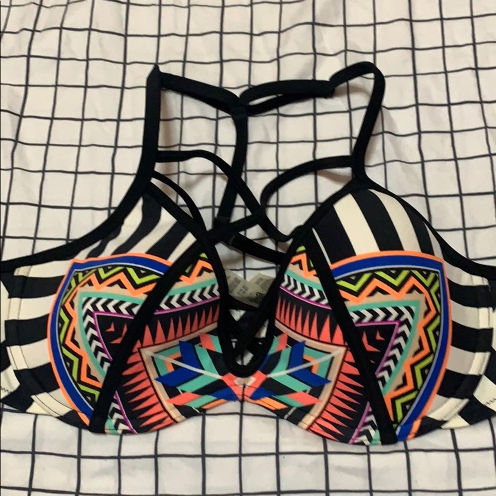 Victoria’s Secret Pink racerback bikini top - Picture 2 of 6